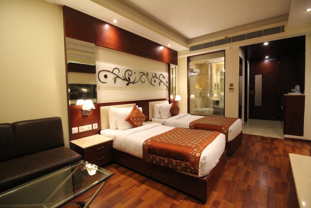 Hotel Golden Grand Delhi Kültér fotó