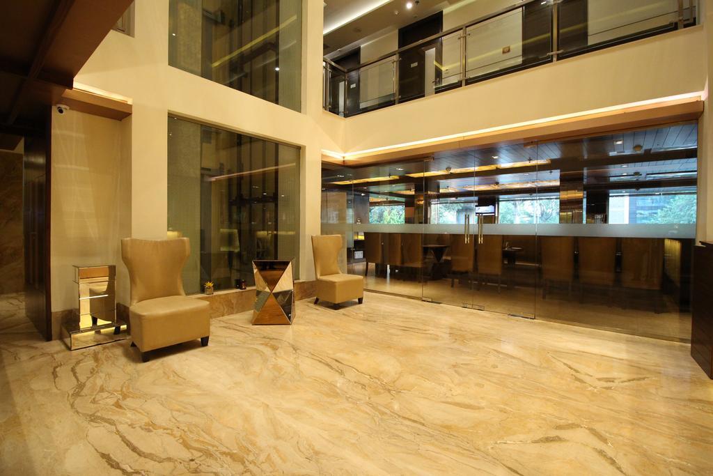 Hotel Golden Grand Delhi Kültér fotó